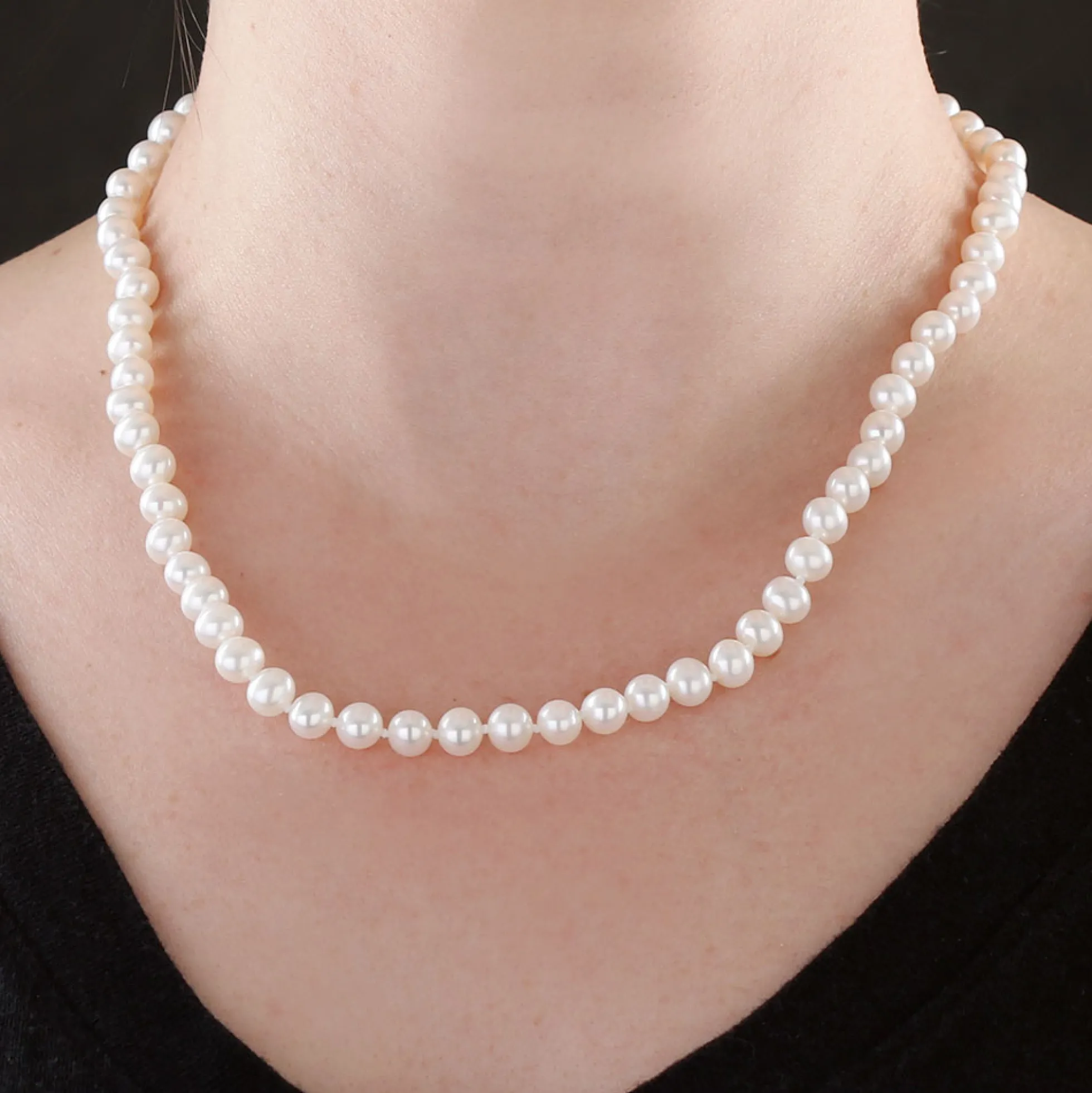 Freshwater Cultured Pearl Strand 14K, 18"