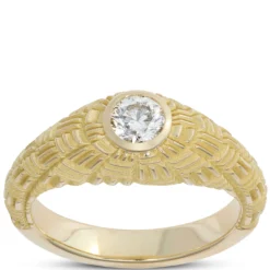 Gents Fluted Shank Diamond Ring, 18K Yellow Gold