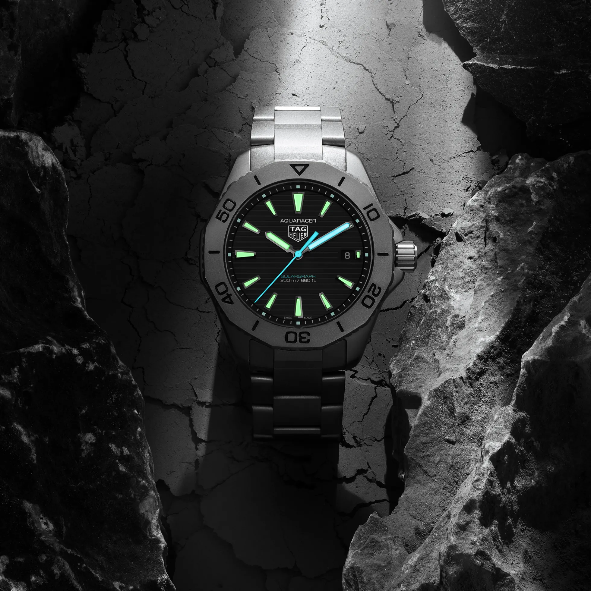TAG Heuer Aquaracer Professional 200 Solargraph Watch Titanium Case Black Dial, 40mm